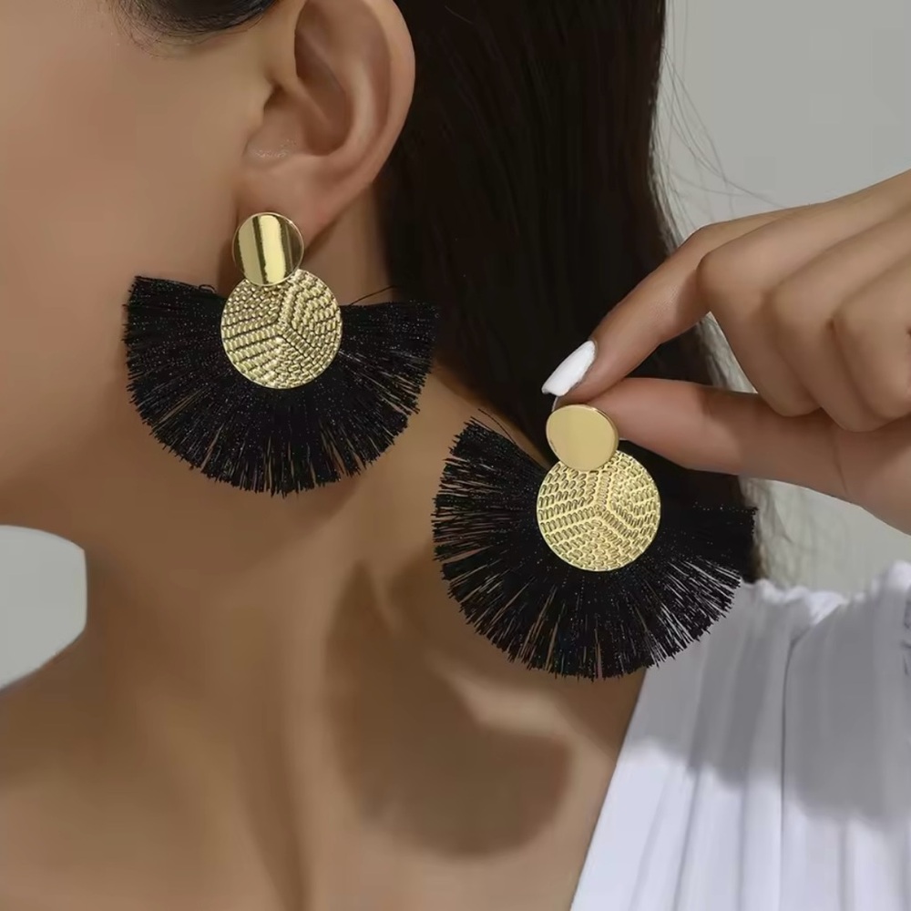 NEW Boho Black and Gold Fringe Tassel Earrings